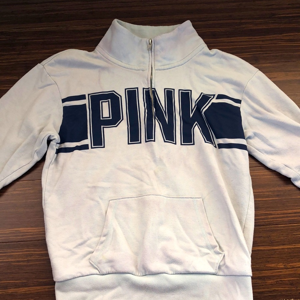 VS Pink sweatshirt